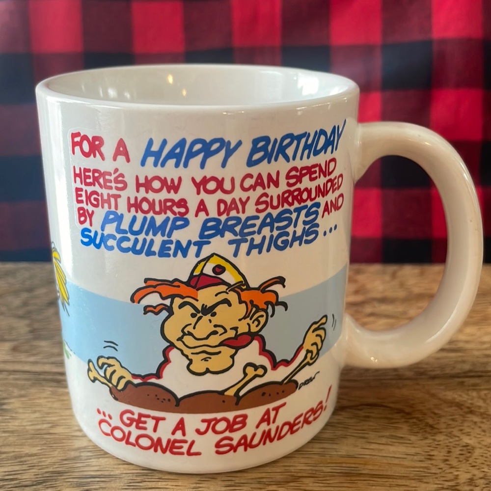 ♥️ Happy Birthday mug for the KFC chicken fans .
